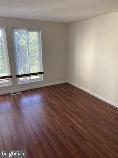 Building Photo - 1823 N Shore Ct