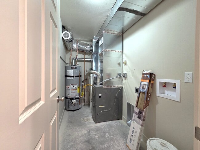 Building Photo - 1759 W Kagy Blvd