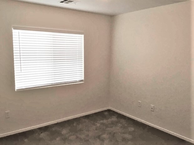 Building Photo - 3005 W Ferruccio Pl