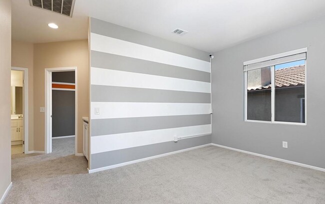 Building Photo - 6313 Avenida De Las Vistas
