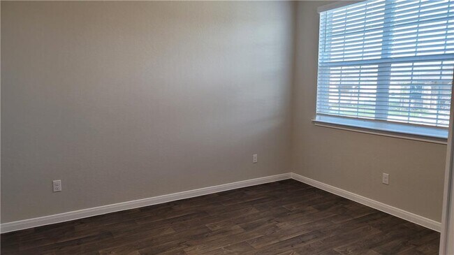 Building Photo - 6406 Kildare Dr