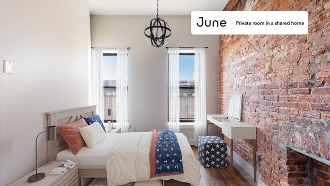 Building Photo - 1131 Broadway