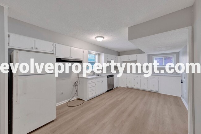 Building Photo - 3650 Tessland Rd