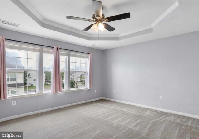 Building Photo - 320 Hopkins Dr