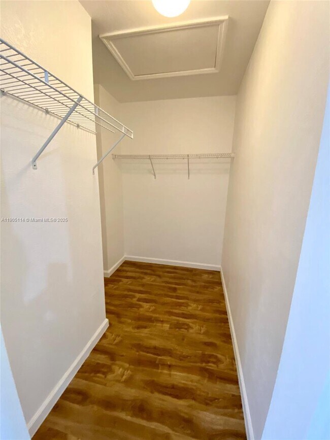 Building Photo - 21479 NW 14th Ct