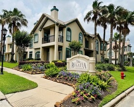 Building Photo - 457 Mariners Dr