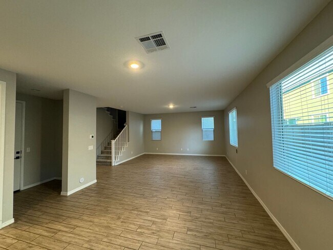 Building Photo - 4 Bedroom - 3 Bath  Home - 2668 Sq. Ft. - Eastmark Inspirian III - Mesa