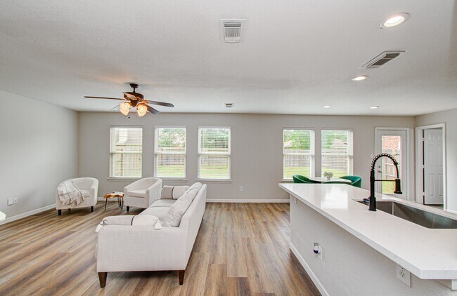 Building Photo - 21106 Machall Manor Ct