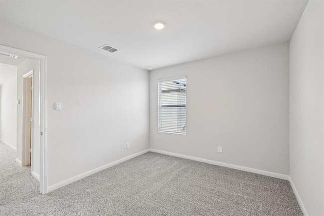 Building Photo - 317 New Albany Ln