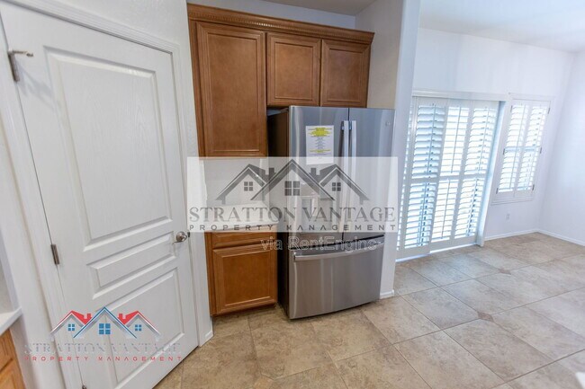 Building Photo - 11527 East Starkey Avenue