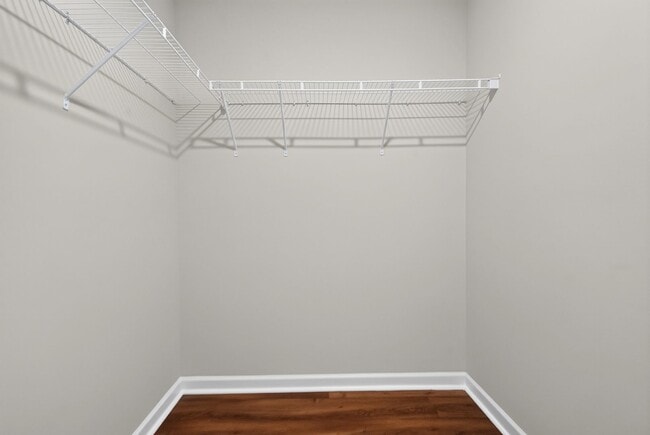 Building Photo - 3 Bedroom Townhome in Atlanta!