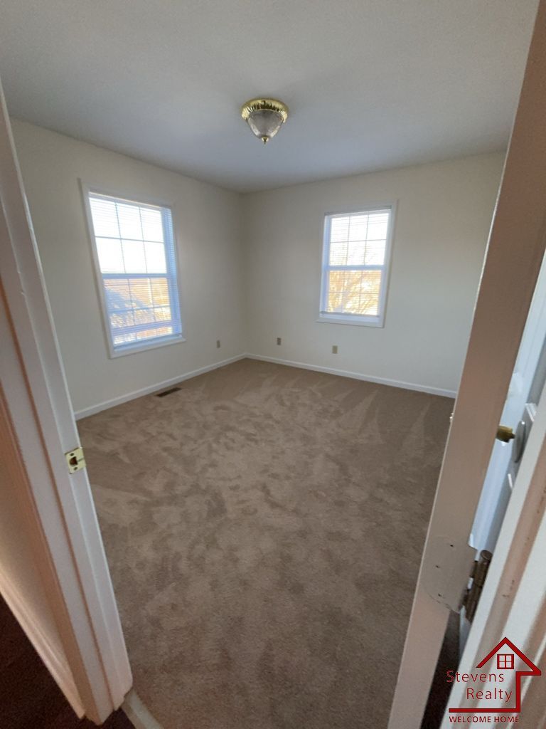 Building Photo - 183 Woodlee Ct