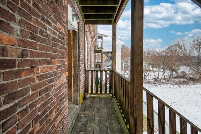 Building Photo - 50-62 East Street - 3B