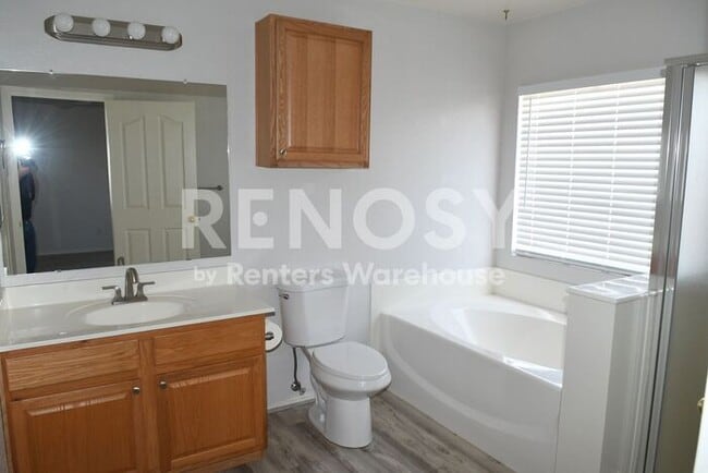 Building Photo - Ideal 3 Br 2 Ba 2 Cg Home Near Loop 303 & Greenway in Surprise!