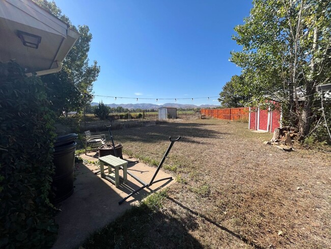 Building Photo - Fantastic Duplex Unit in West Fort Collins