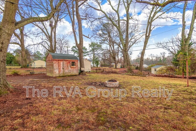 Building Photo - 6605 Horsepen Rd