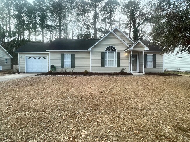 Primary Photo - Three Bedroom Two Bath Home in Derby Park