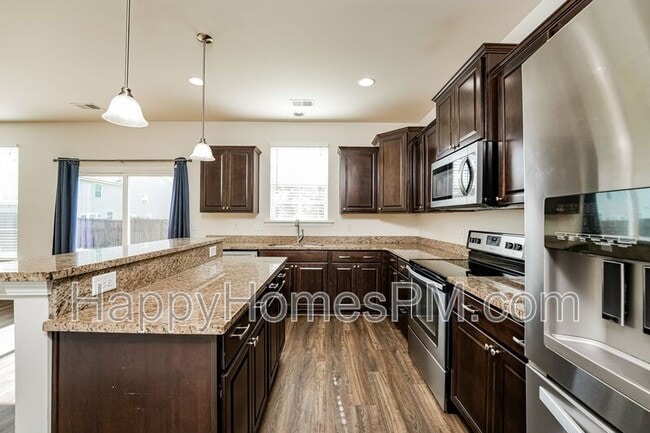 Building Photo - 514 Adalina Dr