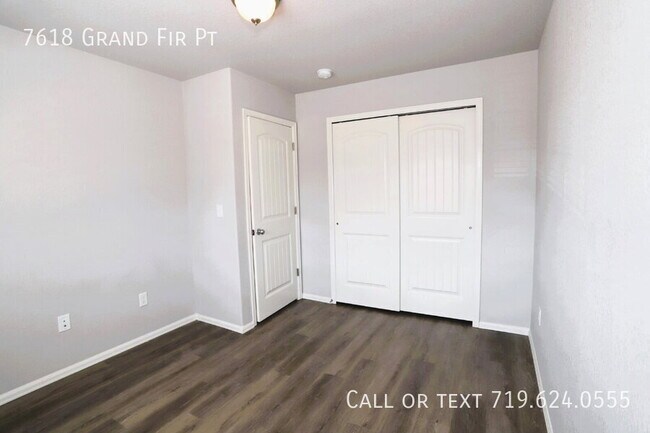 Building Photo - 7618 Grand Fir Point
