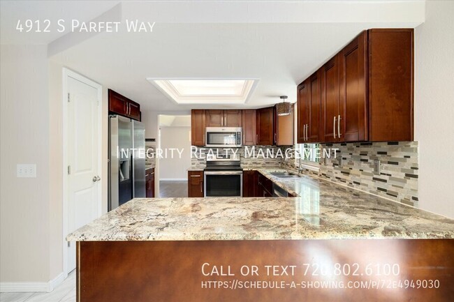 Building Photo - 4912 S Parfet Way