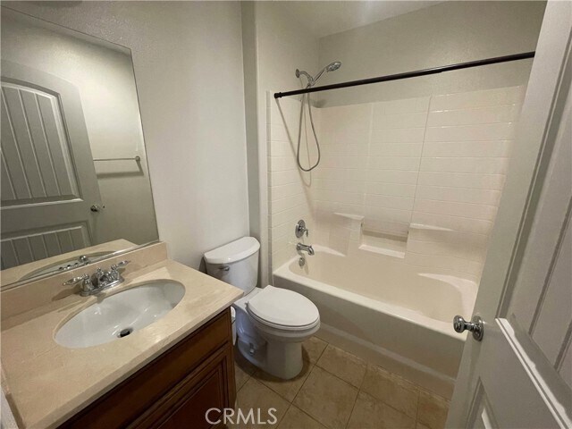 Building Photo - 37280 Parkway