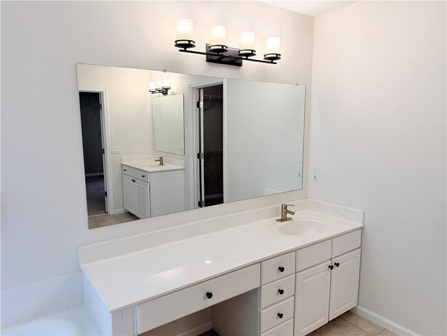 Building Photo - 4041 Vinings Mill Ct