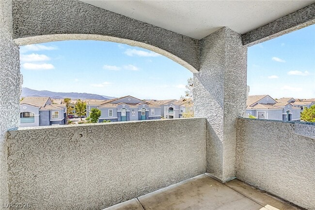 Building Photo - 6955 N Durango Dr