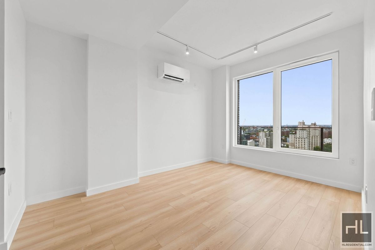 Building Photo - Luxury 3BR with Loft, Two Terraces & In-Unit W/D