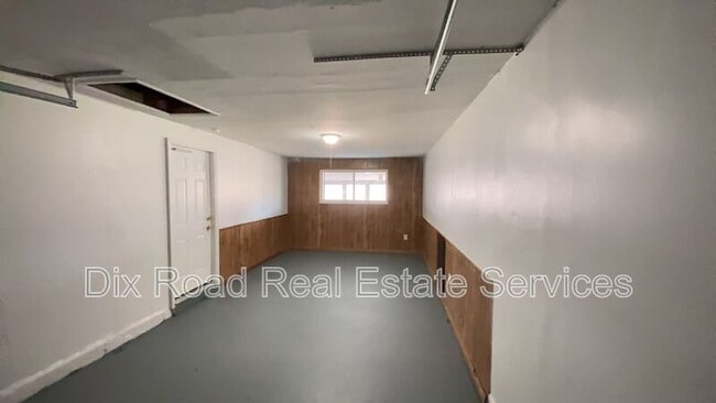 Building Photo - 5269 Harshmanville Rd