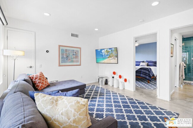 Building Photo - 353 N Hermosa Dr