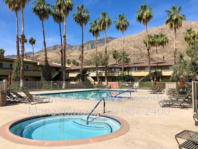 Building Photo - 1900 S Palm Canyon Dr