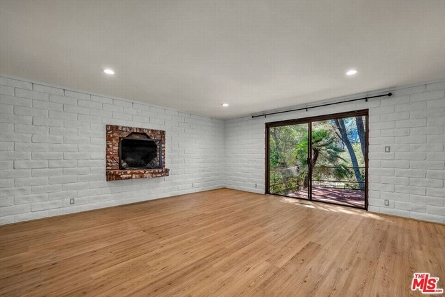 Building Photo - 535 Crater Camp Dr