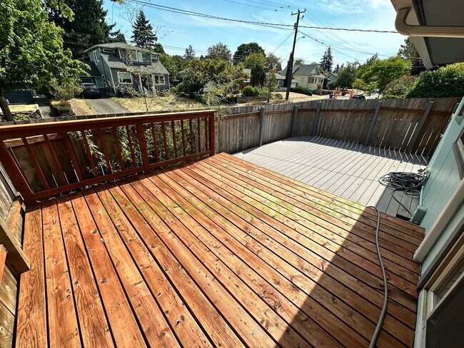 Building Photo - 3-Bedroom, 1.5-Bathroom House in Concordia...