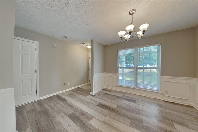 Building Photo - 1662 Maple Trace Ct