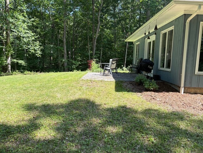 Building Photo - 32 Sheep Pasture Rd