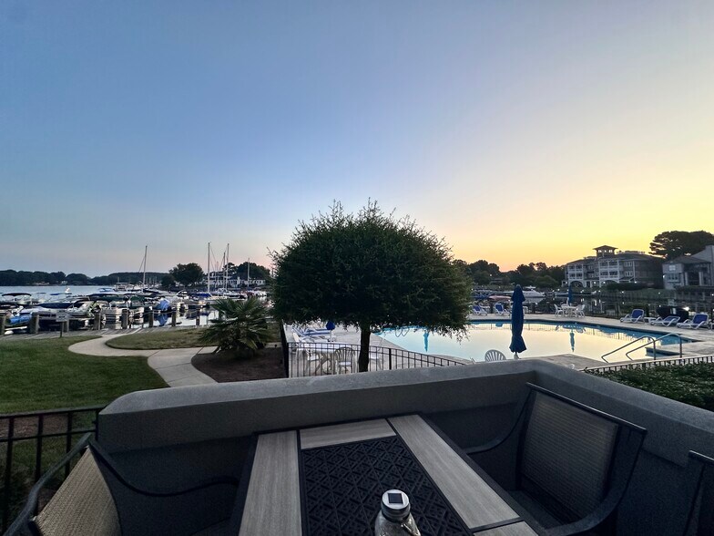 Building Photo - 18713 Vineyard Point Ln