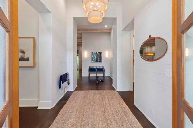 Building Photo - 14404 Stroller Way