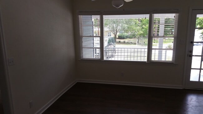 Building Photo - Beautiful and Updated Paired Home Minutes ...