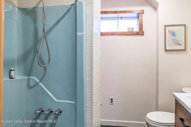 Building Photo - 671 Watson Hollow Rd