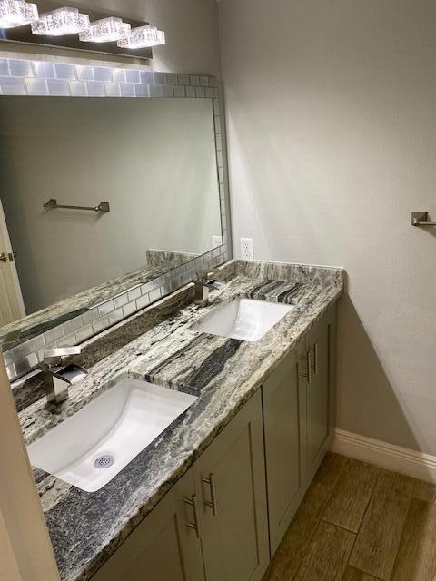 Building Photo - 1212 Vista Oaks Cir NE