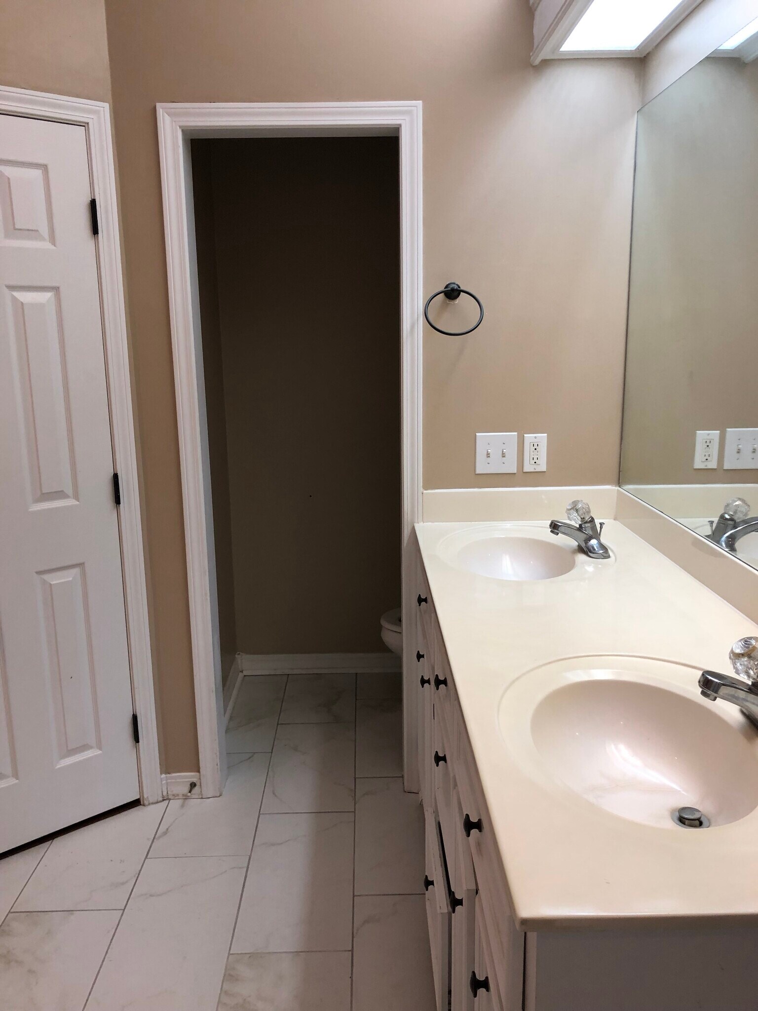 Master Bath - 106 Hanover Cove