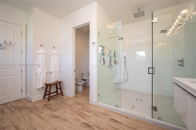 Building Photo - 6355 SW 114th St