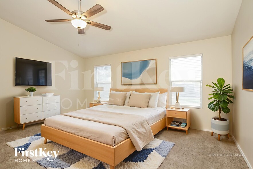 Building Photo - 6396 N 81st Dr