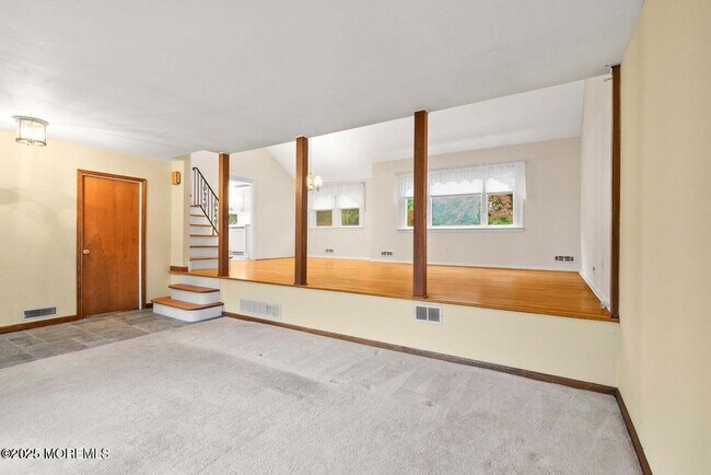 Building Photo - 23 Barbara Ln