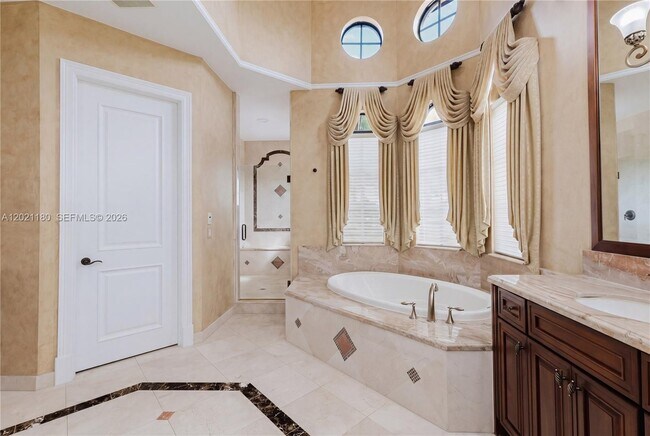 Building Photo - 7290 Lemon Grass Dr