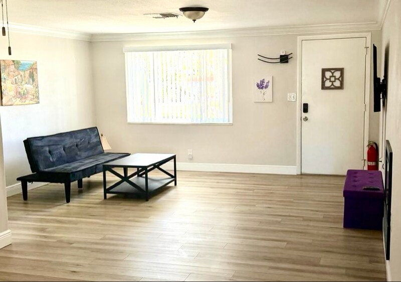 Building Photo - 13729 Cox Ave