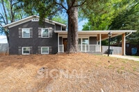 Building Photo - 2 11th Ct N