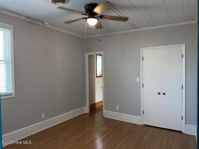 Building Photo - 211 Pamlico St