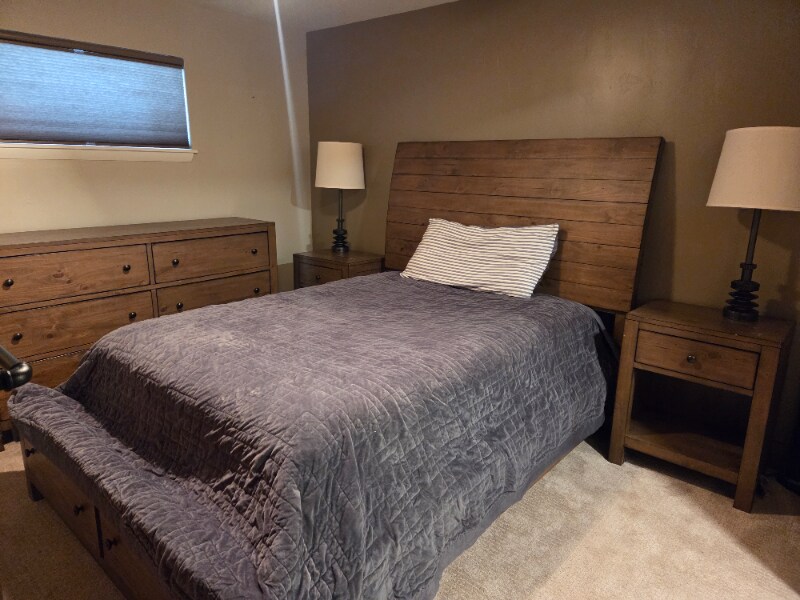 Building Photo - 31095 US-40