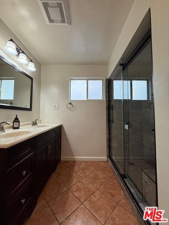 Building Photo - 10642 Samoa Ave